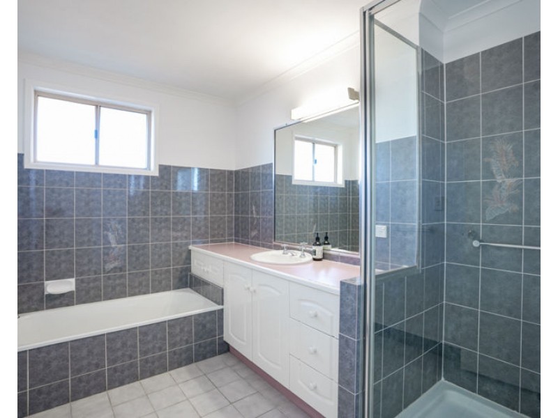 88 J Hickey Avenue, Clinton QLD 4680