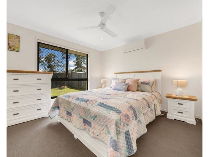 32 Jardine Crescent, Boyne Island QLD 4680