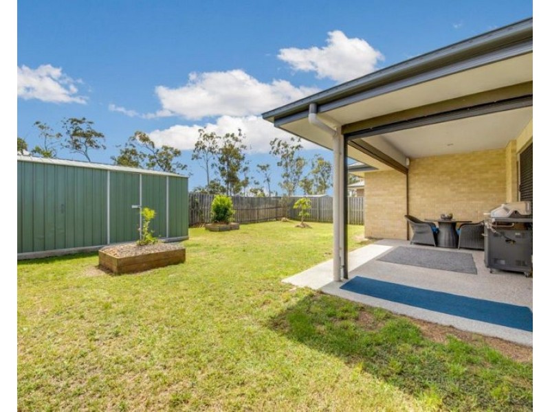 32 Jardine Crescent, Boyne Island QLD 4680