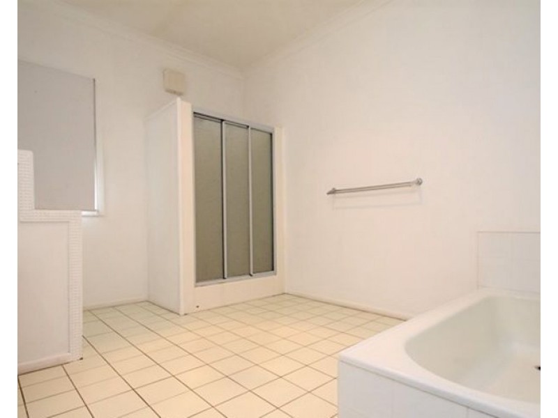 54 Scenery Street, West Gladstone QLD 4680