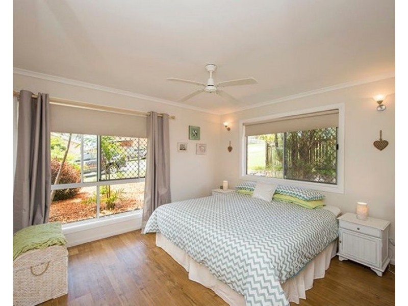 15 McIver Road, Clinton QLD 4680