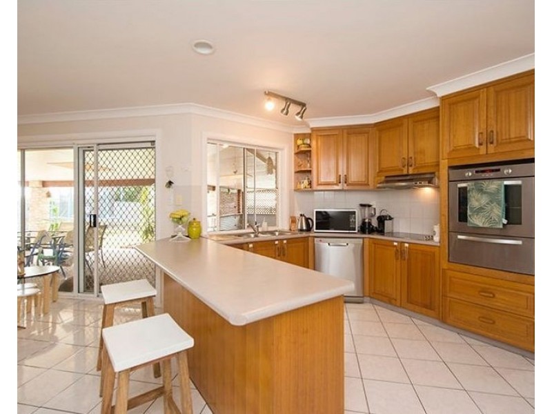 15 McIver Road, Clinton QLD 4680