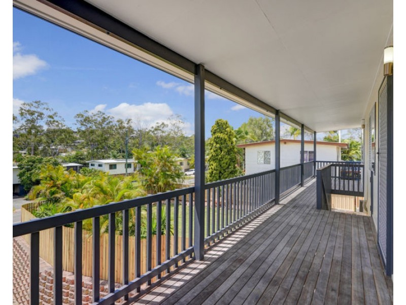 11 Penda Avenue, New Auckland QLD 4680