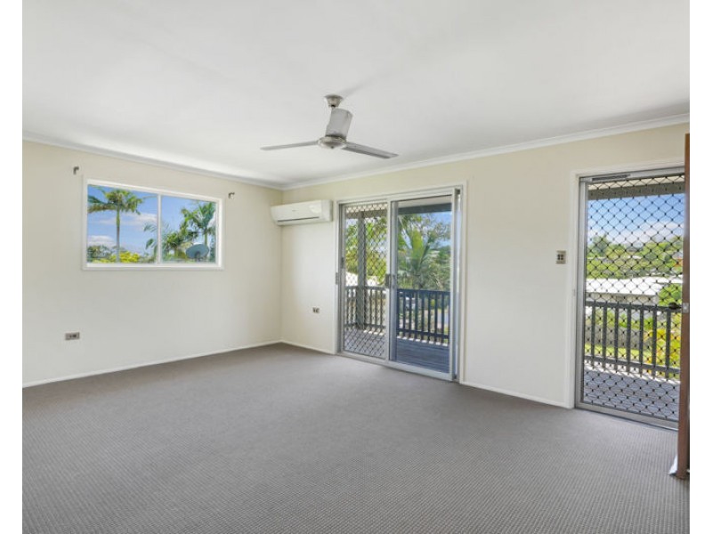 11 Penda Avenue, New Auckland QLD 4680