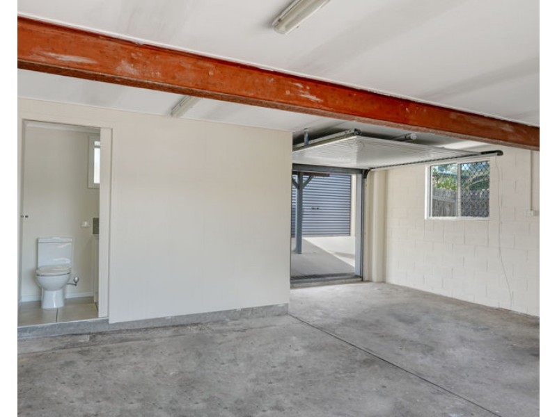 11 Penda Avenue, New Auckland QLD 4680