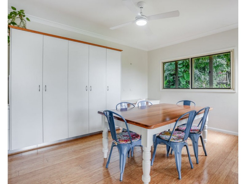 8 Hunter Street, West Gladstone QLD 4680