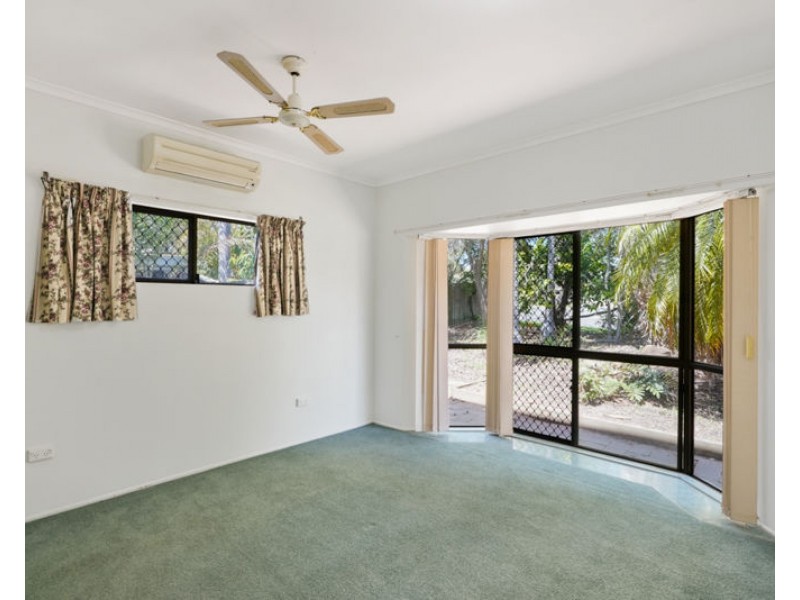 2 Yellowpatch Avenue, Clinton QLD 4680