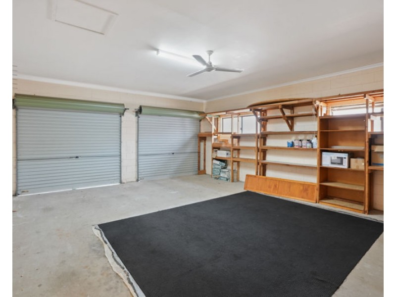 2 Yellowpatch Avenue, Clinton QLD 4680