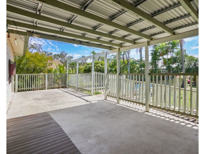 2 Yellowpatch Avenue, Clinton QLD 4680
