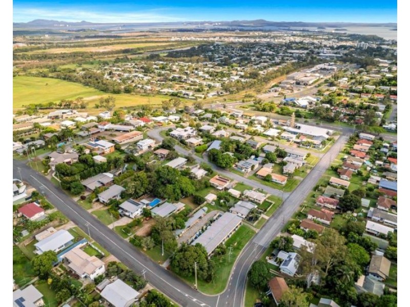 4/21 Charles Street, West Gladstone QLD 4680