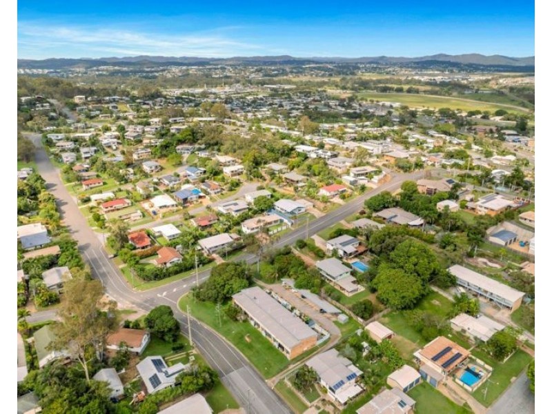 4/21 Charles Street, West Gladstone QLD 4680