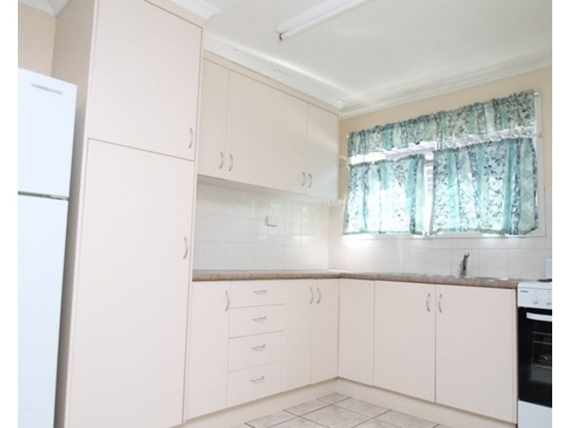 2/105 Auckland Street, Gladstone QLD 4680