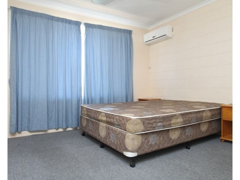 2/105 Auckland Street, Gladstone QLD 4680