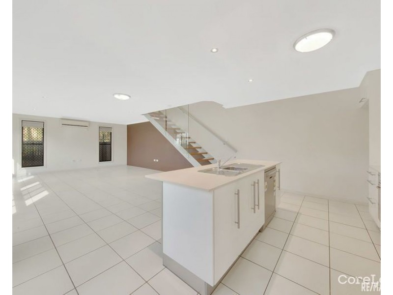1/118 Auckland Street, Gladstone QLD 4680