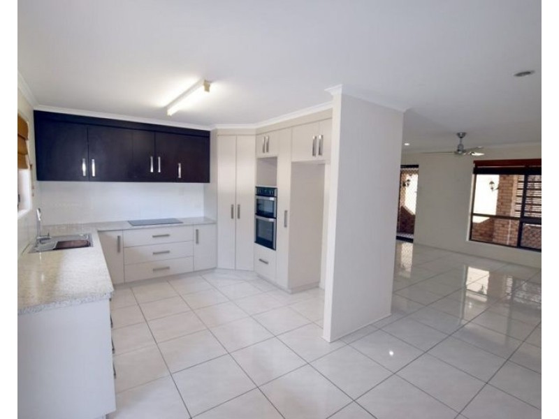 65 Gretel Drive, Clinton QLD 4680