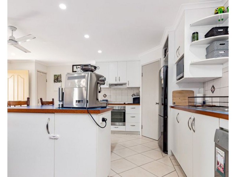 1 Ashton Street, Telina QLD 4680