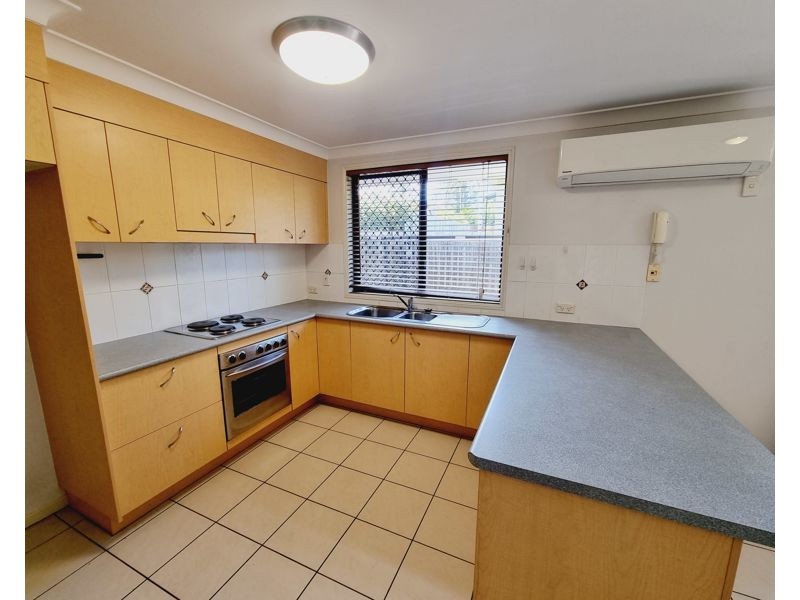 1/44 Park Street, West Gladstone QLD 4680
