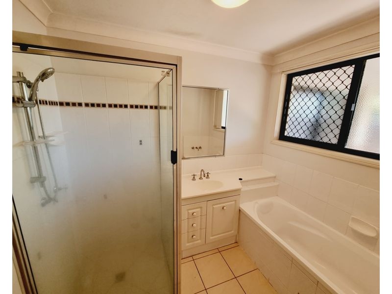 1/44 Park Street, West Gladstone QLD 4680