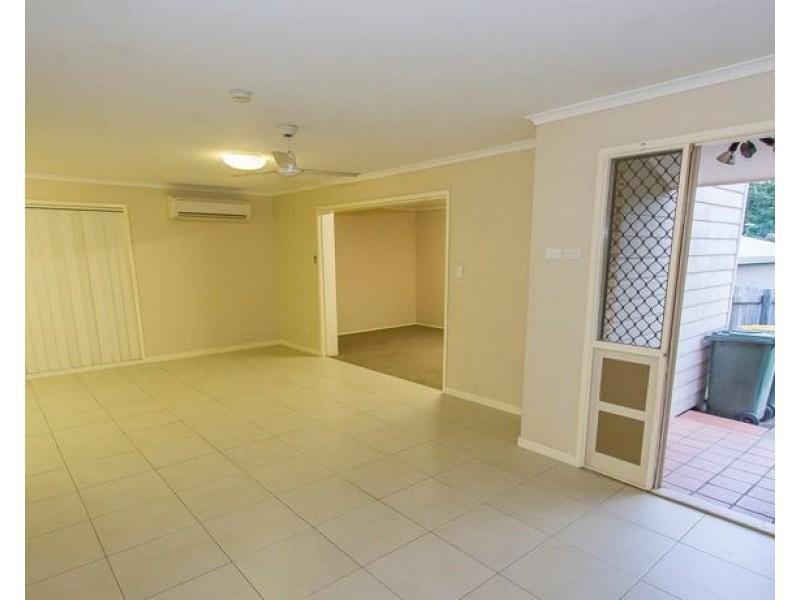 49 Aramac Drive, Clinton QLD 4680