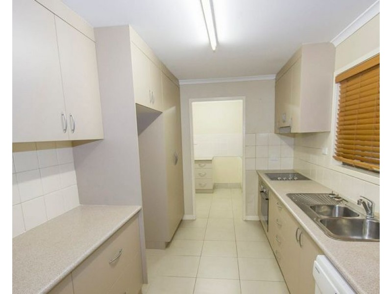 49 Aramac Drive, Clinton QLD 4680