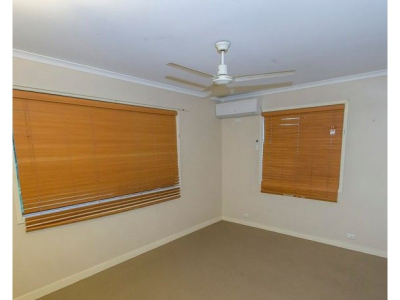 49 Aramac Drive, Clinton QLD 4680