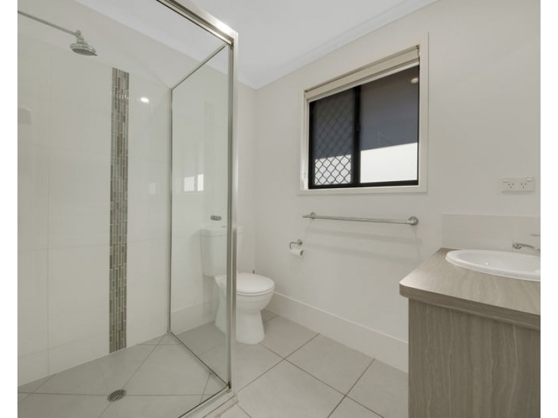 3 Johnson Street, Glen Eden QLD 4680