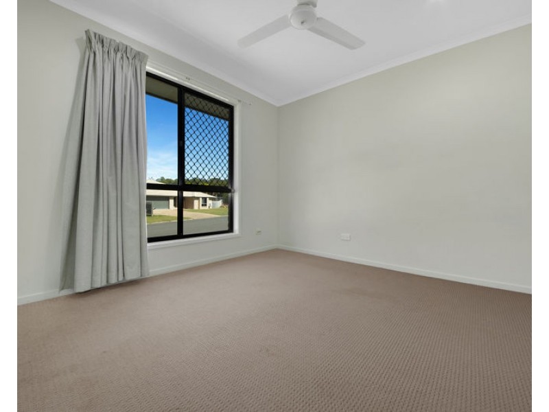 3 Johnson Street, Glen Eden QLD 4680