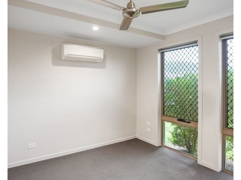 12 Bellbird Circuit, New Auckland QLD 4680
