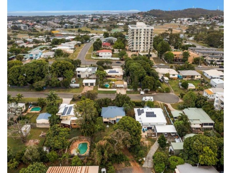 5 Vincent Street, West Gladstone QLD 4680