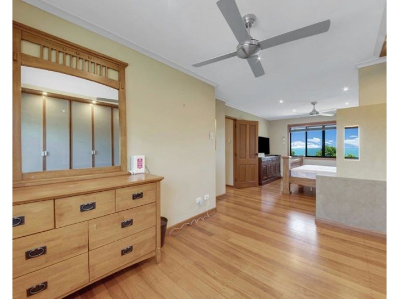 72 Sutton Street, Barney Point QLD 4680