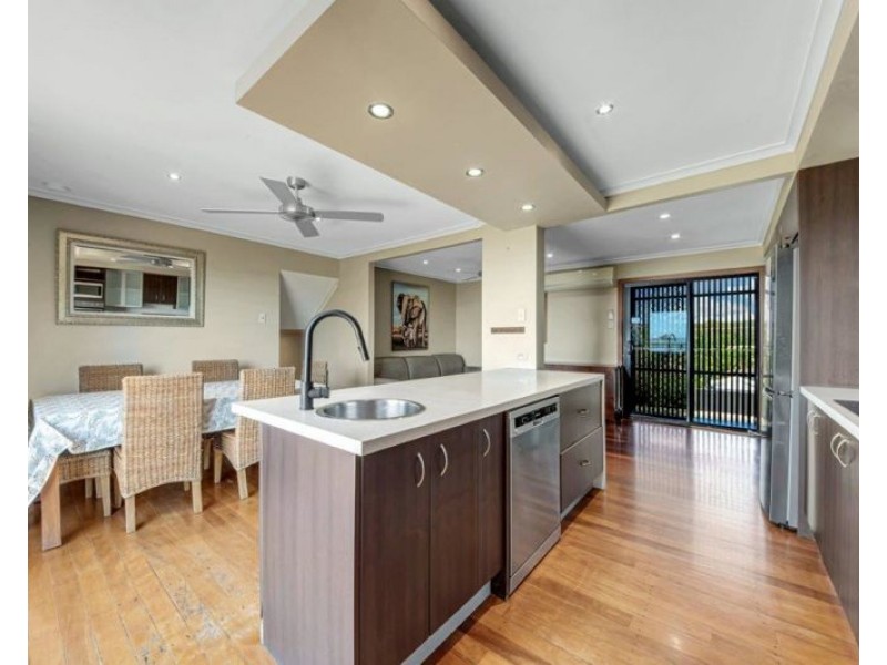 72 Sutton Street, Barney Point QLD 4680