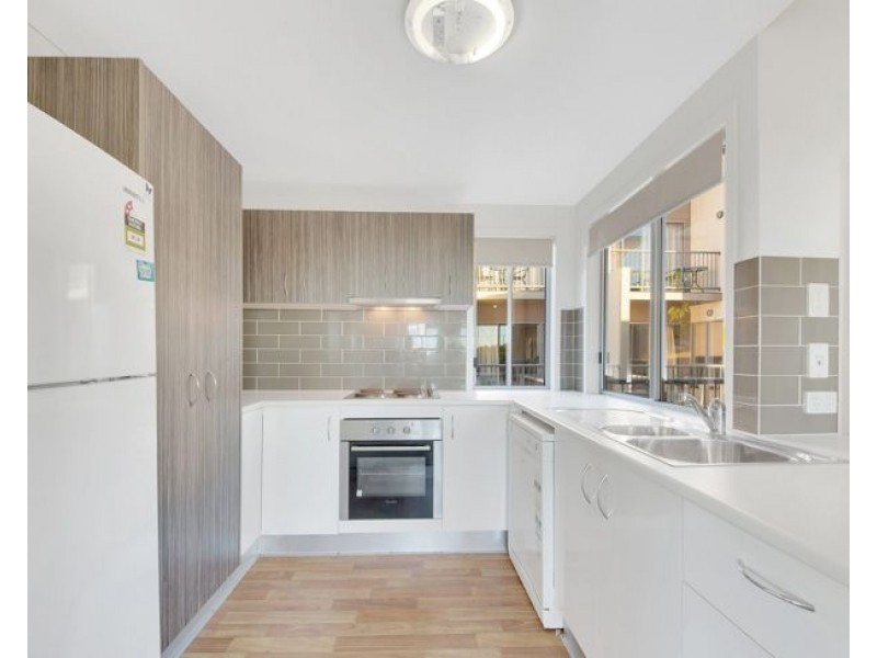 3/4 Rossella Street, West Gladstone QLD 4680