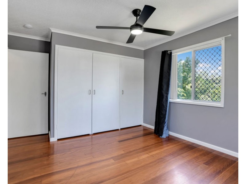 7 Peters Crescent, West Gladstone QLD 4680