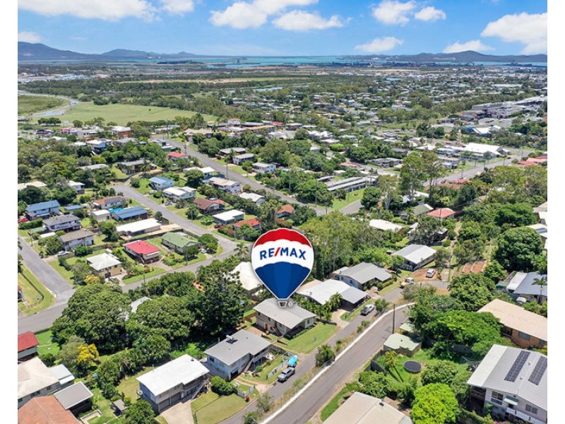 7 Peters Crescent, West Gladstone QLD 4680