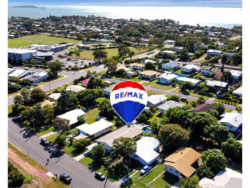 8 Brisbane Street, Barney Point QLD 4680