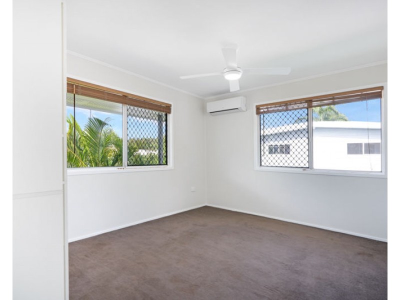 12 Harlequin Street, Toolooa QLD 4680