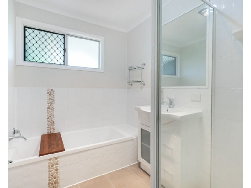 12 Harlequin Street, Toolooa QLD 4680