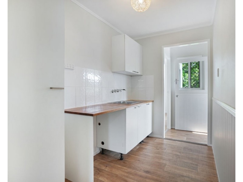 12 Harlequin Street, Toolooa QLD 4680