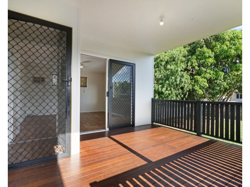 12 Harlequin Street, Toolooa QLD 4680