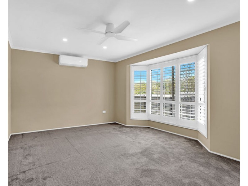 71 J Hickey Avenue, Clinton QLD 4680