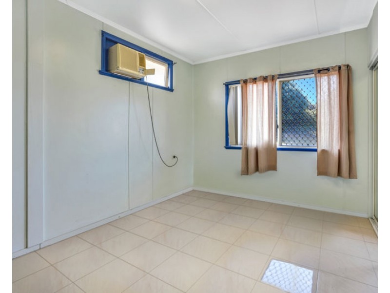 2 Murray Street, Gladstone QLD 4680