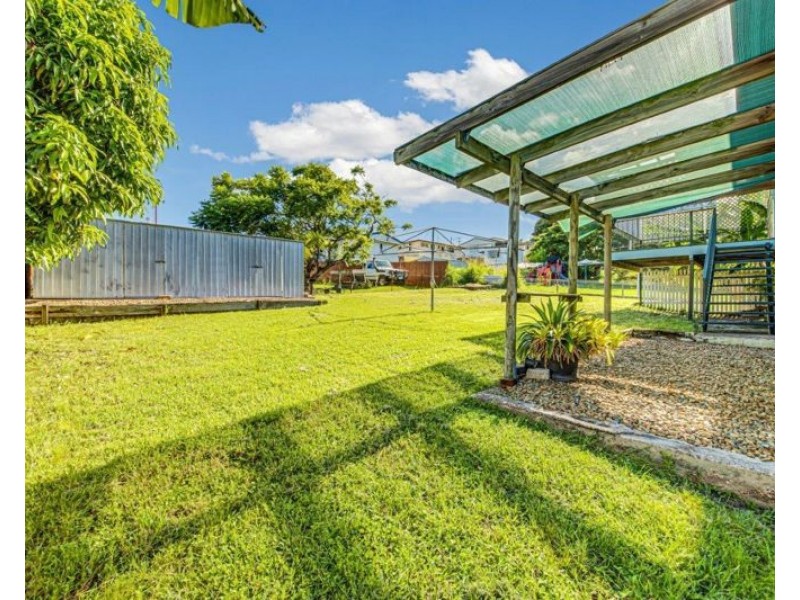21 Cook Street, West Gladstone QLD 4680