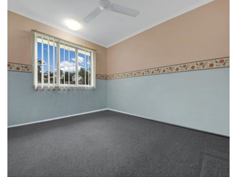 36 Penda Avenue, New Auckland QLD 4680