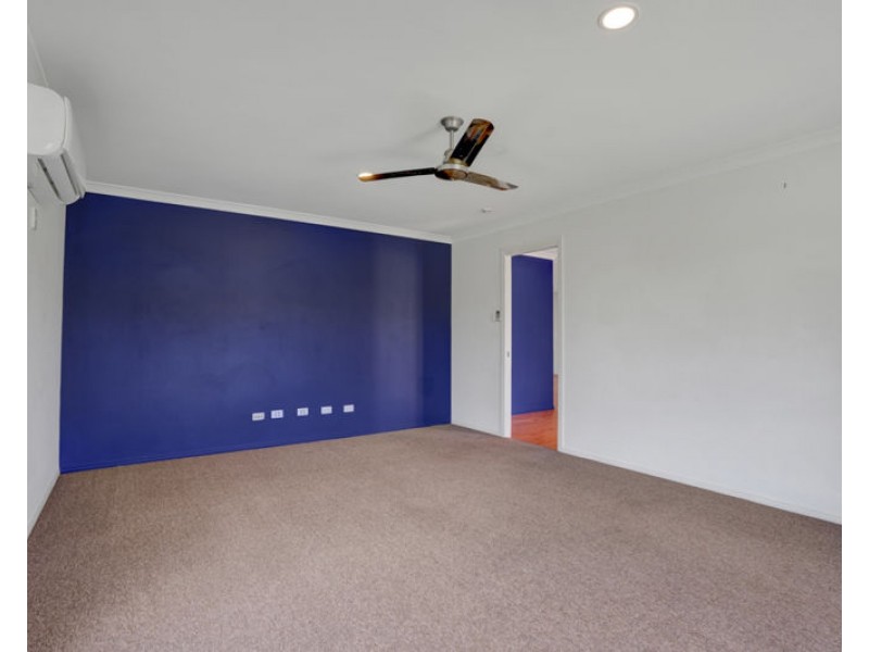 102 Sharyn Drive, New Auckland QLD 4680