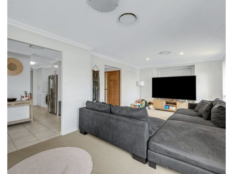 117 Dixon Drive, Telina QLD 4680