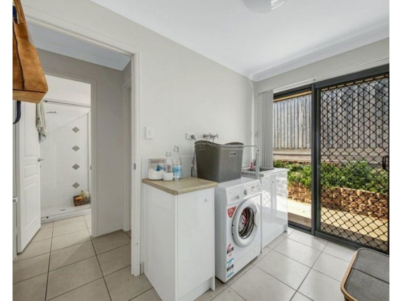 117 Dixon Drive, Telina QLD 4680