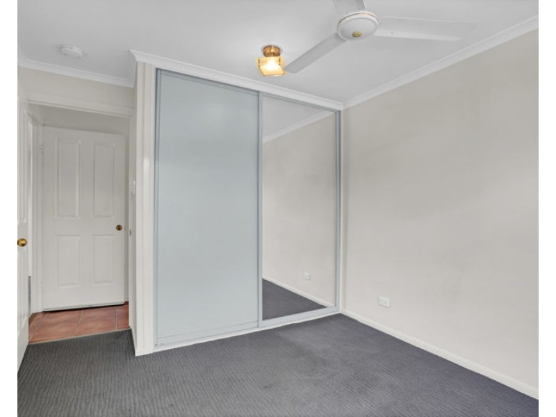 42 Witney Street, Telina QLD 4680