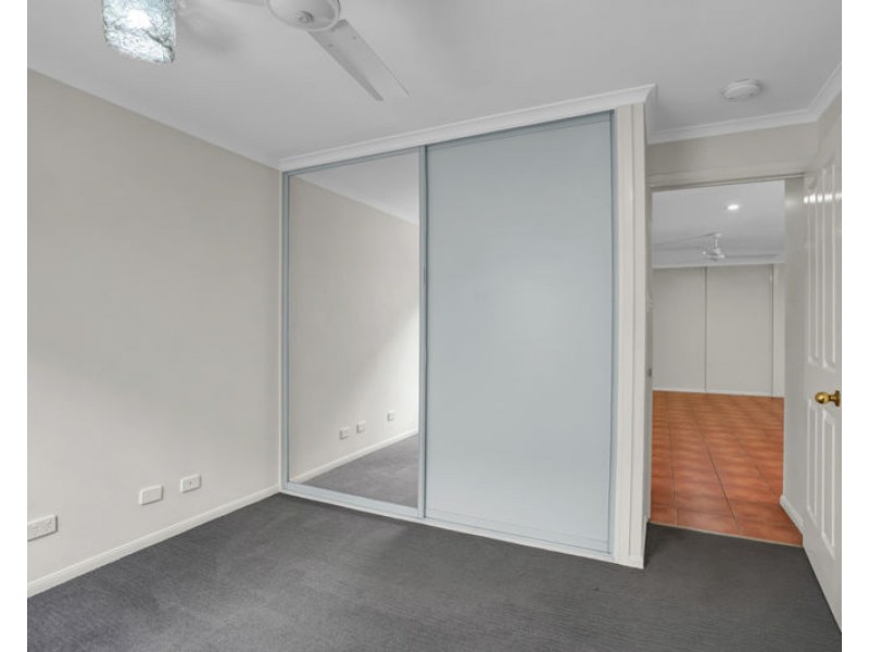42 Witney Street, Telina QLD 4680