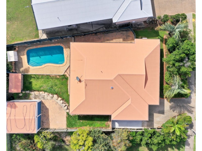 42 Witney Street, Telina QLD 4680