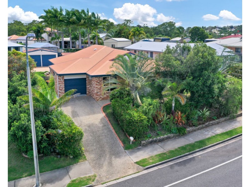 42 Witney Street, Telina QLD 4680